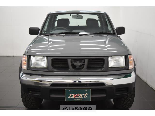 Nissan DATSUN PICKUP 2002-04 1312512-1