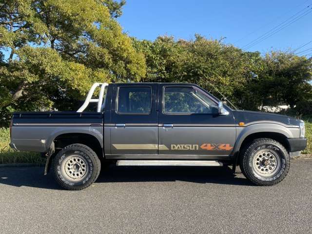 Nissan DATSUN PICKUP 1989-10 1544313-12