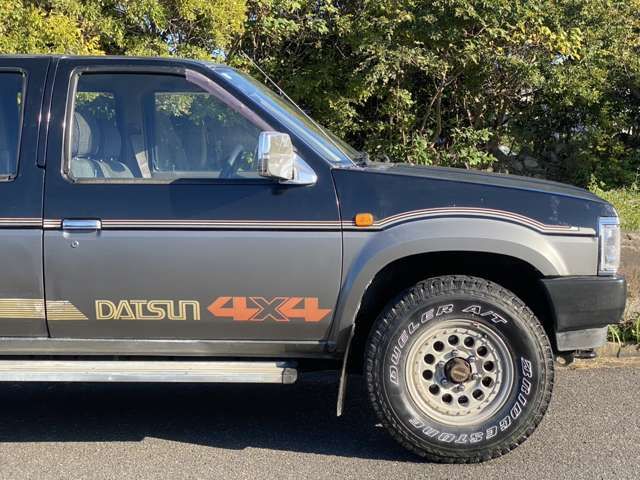Nissan DATSUN PICKUP 1989-10 1544313-13