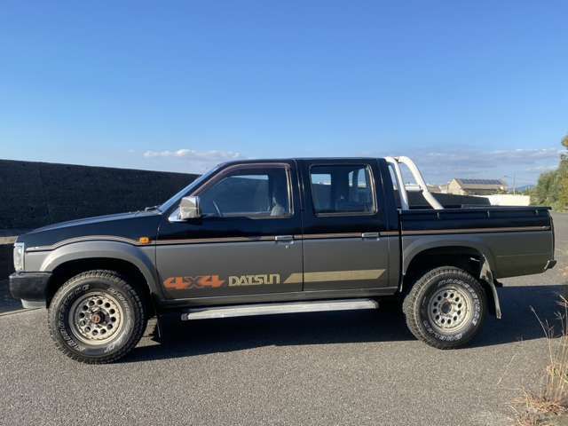 Nissan DATSUN PICKUP 1989-10 1544313-18
