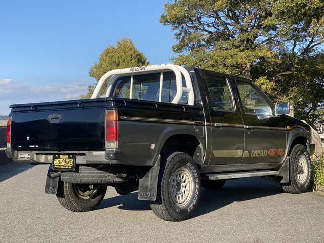 Nissan DATSUN PICKUP 1989-10 1544313-1