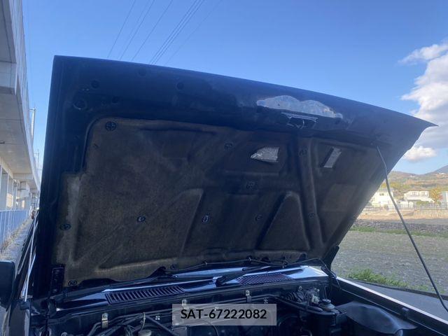 Nissan DATSUN PICKUP 1988-11 4937697-11