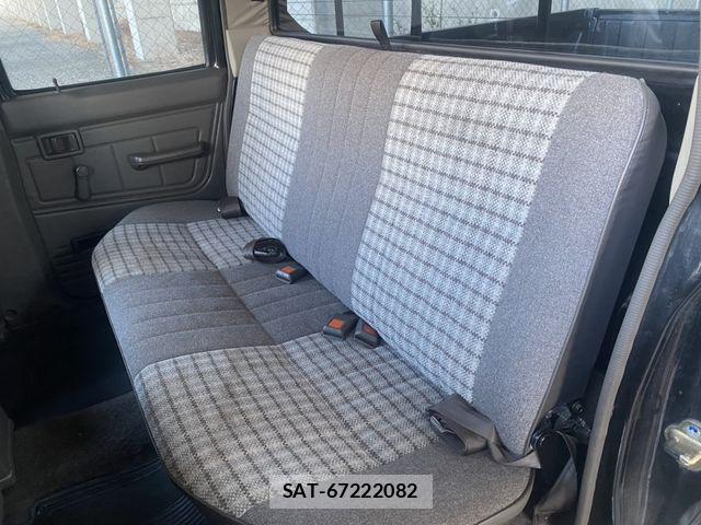 Nissan DATSUN PICKUP 1988-11 4937697-14