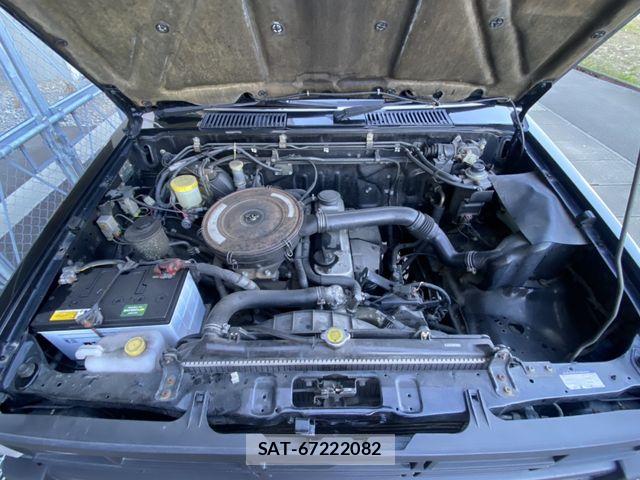 Nissan DATSUN PICKUP 1988-11 4937697-3