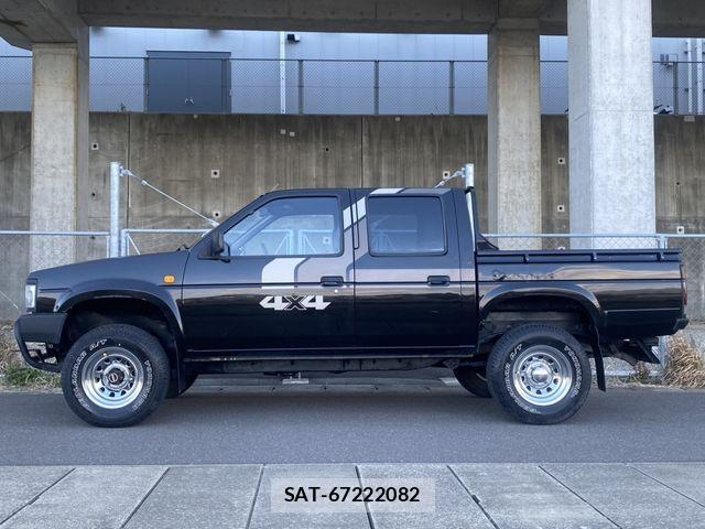 Nissan DATSUN PICKUP 1988-11 4937697-4