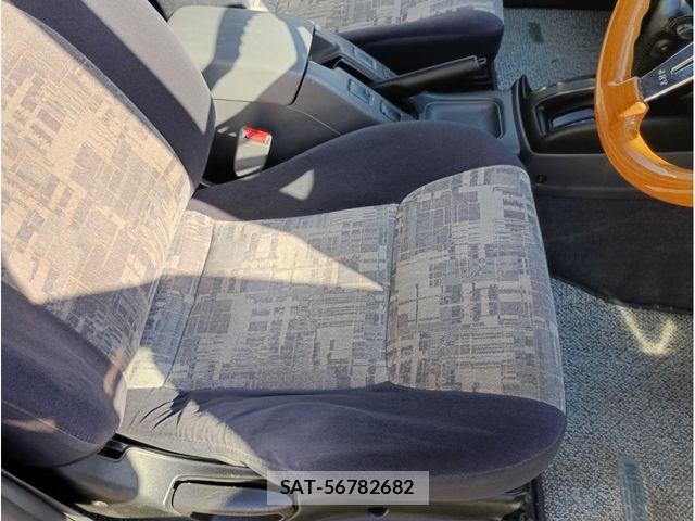 Nissan DATSUN PICKUP 1999-10 7357476-10