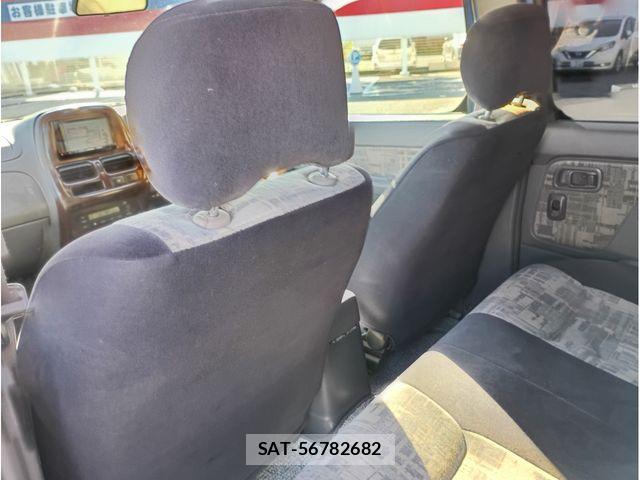 Nissan DATSUN PICKUP 1999-10 7357476-11