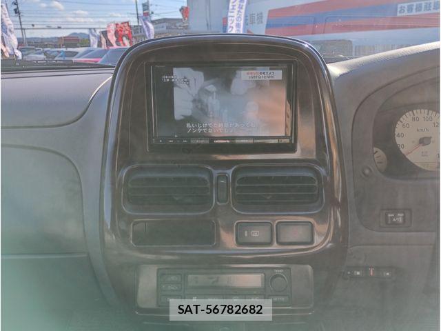 Nissan DATSUN PICKUP 1999-10 7357476-14