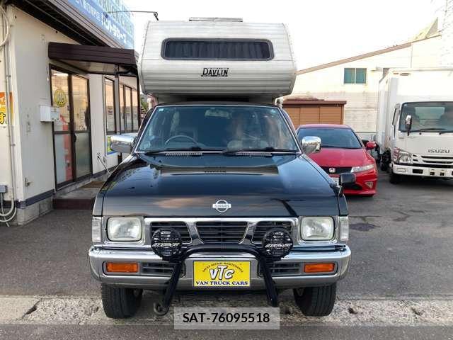 Nissan DATSUN PICKUP 1996-12 8098804-1