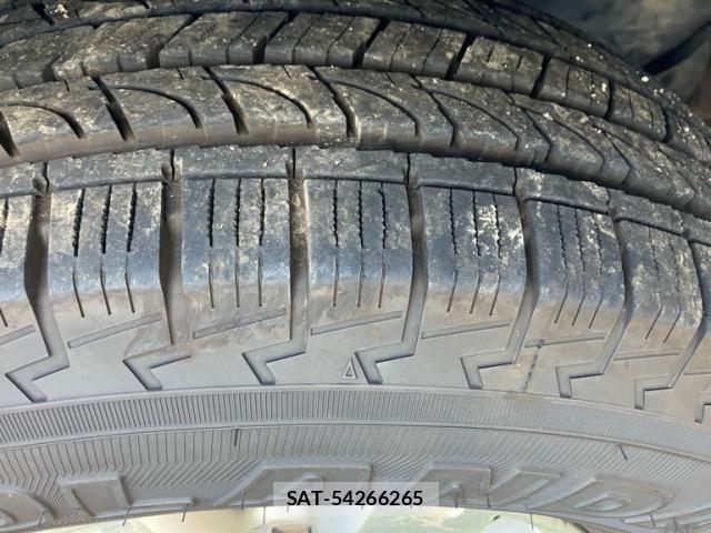 Nissan DATSUN PICKUP 1997-09 8879398-5