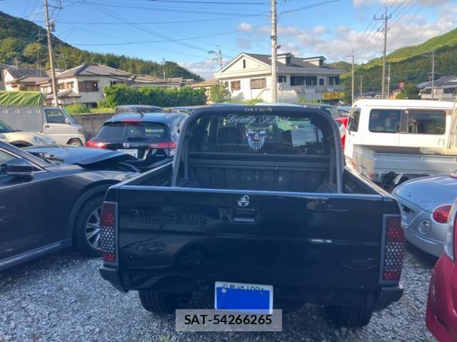 Nissan DATSUN PICKUP 1997-09 8879398-7