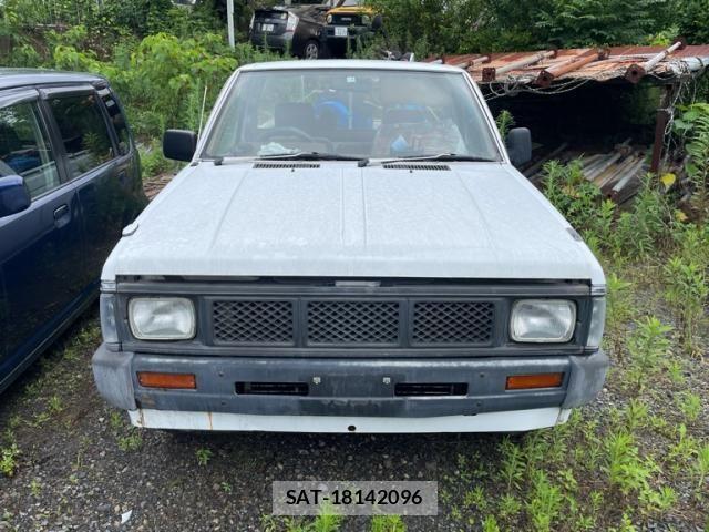 Nissan DATSUN TRUCK 1990-03 7784177-0