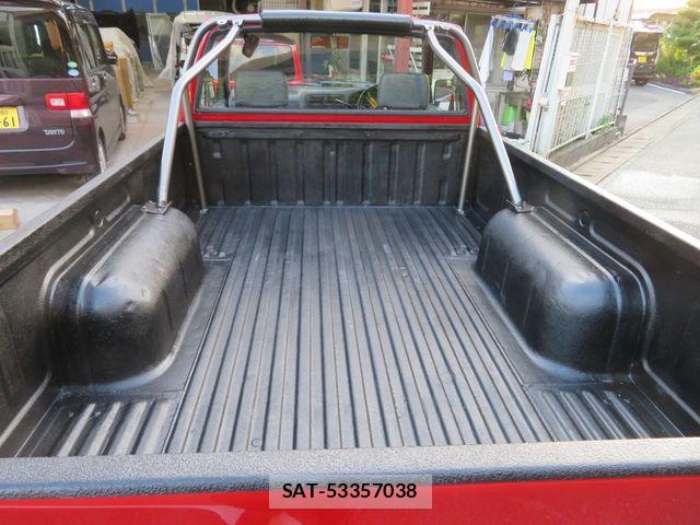 Nissan DATSUN TRUCK 1994-10 7961134-8