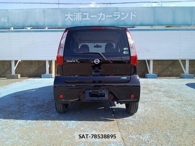 Nissan DAYZ 2013-06 3371822-13