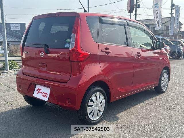 Nissan DAYZ 2016-01 4752799-4