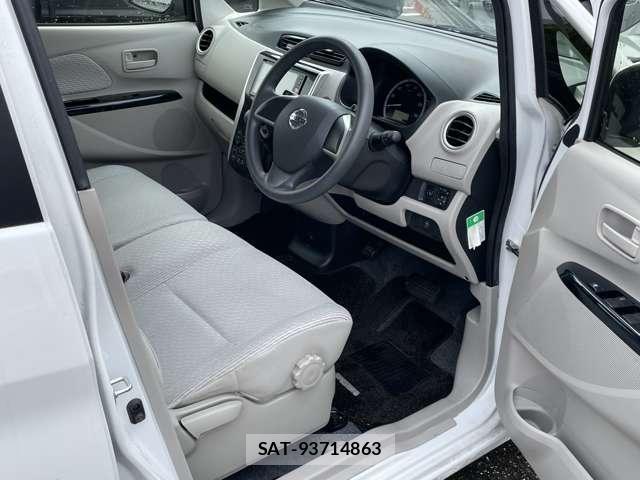 Nissan DAYZ 2014-03 5866251-11