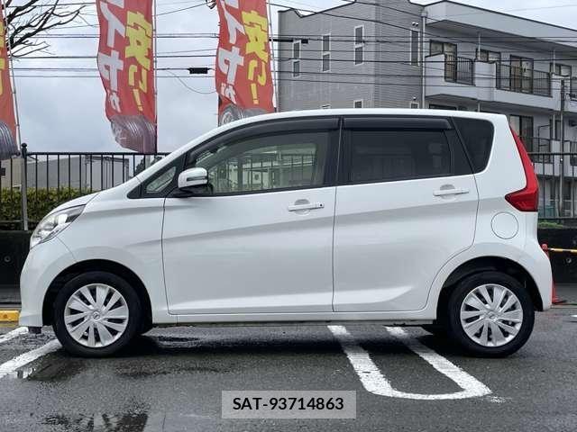 Nissan DAYZ 2014-03 5866251-3
