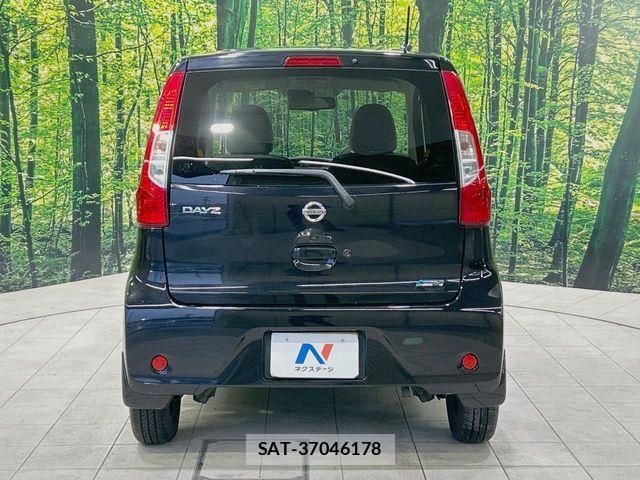 Nissan DAYZ 2016-08 6003445-14