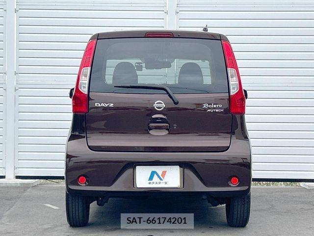 Nissan DAYZ 2017-09 6213711-18