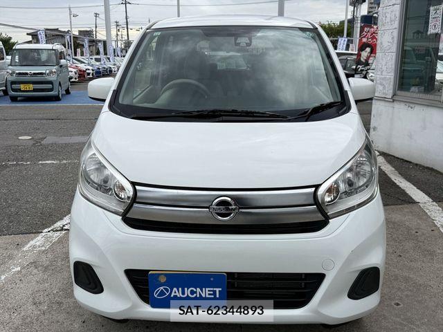 Nissan DAYZ 2015-12 6496701-1