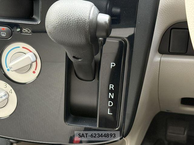 Nissan DAYZ 2015-12 6496701-22