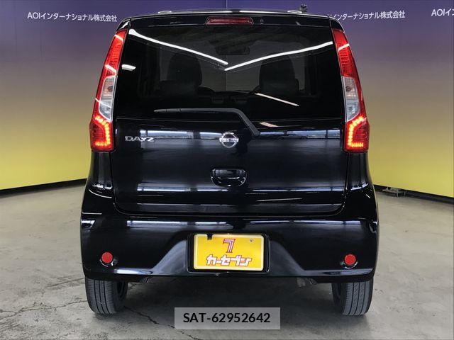 Nissan DAYZ 2018-02 6611426-6