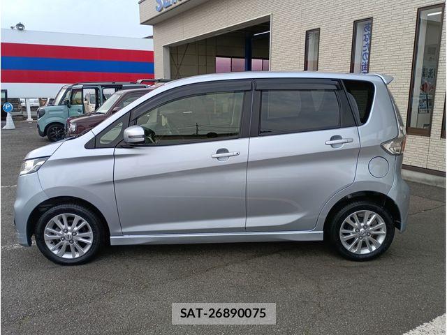 Nissan DAYZ 2015-03 6675642-3