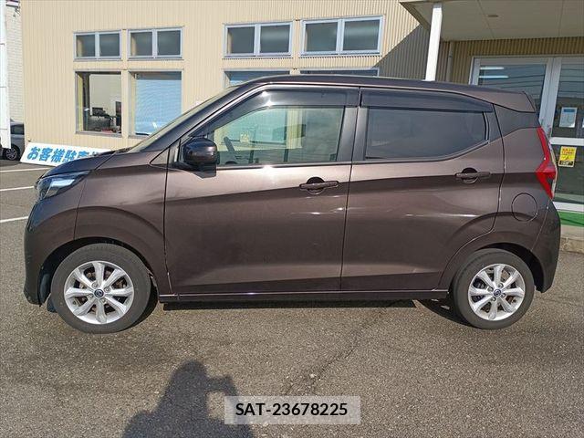 Nissan DAYZ 2021-08 6690984-4