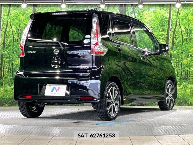 Nissan DAYZ 2018-01 6716005-16
