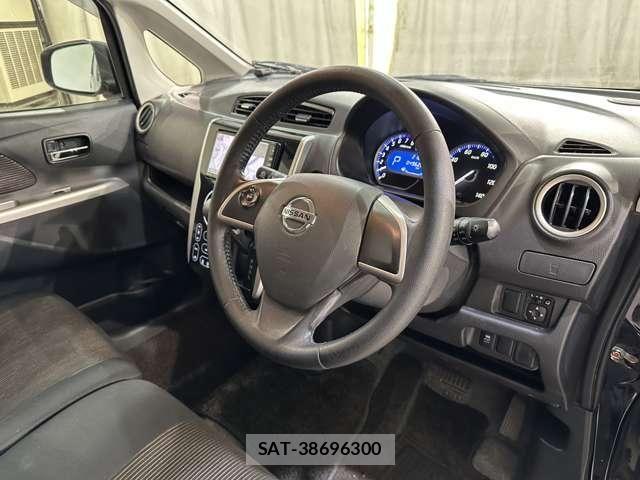 Nissan DAYZ 2014-01 6716008-8