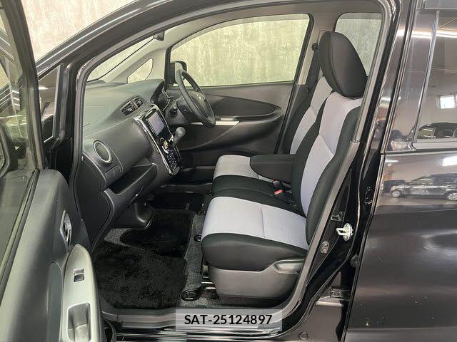 Nissan DAYZ 2013-08 6814640-18