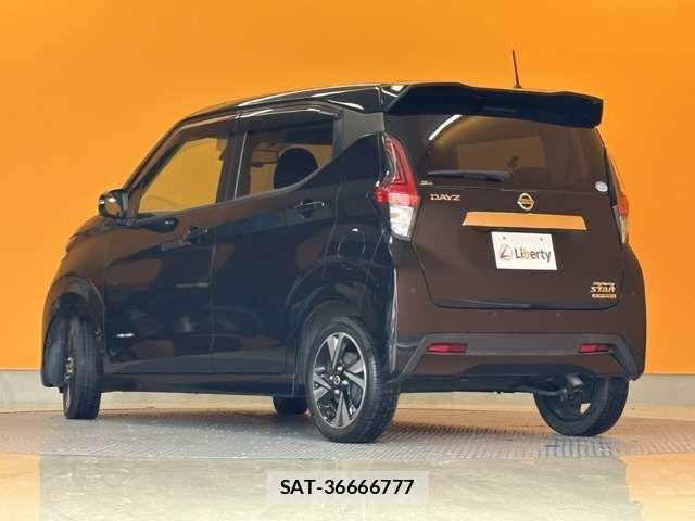 Nissan DAYZ 2021-05 6904082-13
