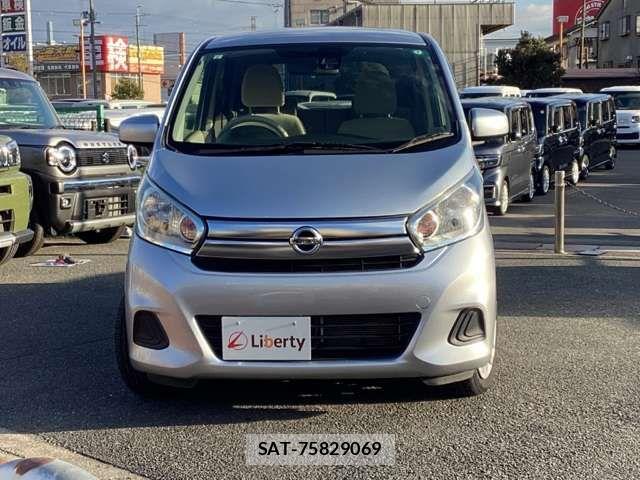 Nissan DAYZ 2017-01 6904135-4