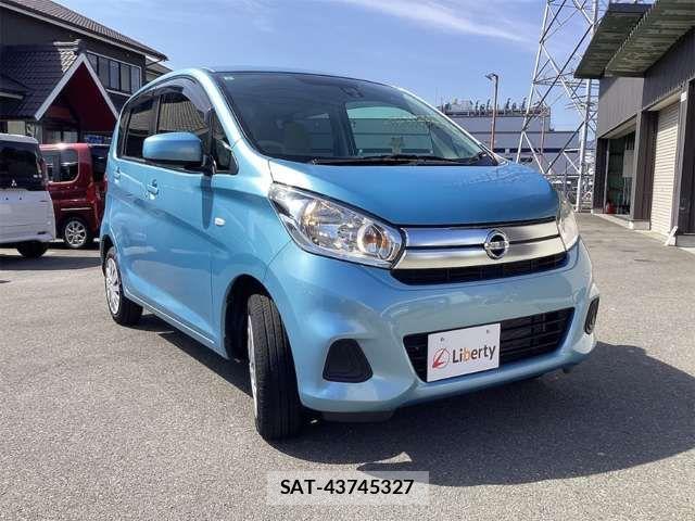 Nissan DAYZ 2017-11 6904136-8