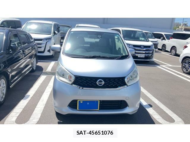 Nissan DAYZ 2015-06 6904164-2