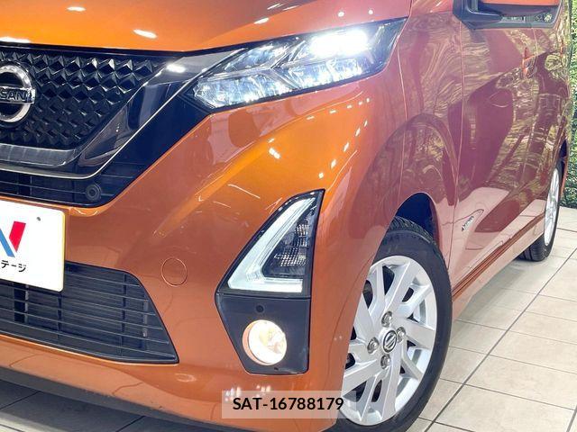 Nissan DAYZ 2020-01 6904077-11