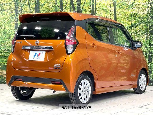 Nissan DAYZ 2020-01 6904077-16
