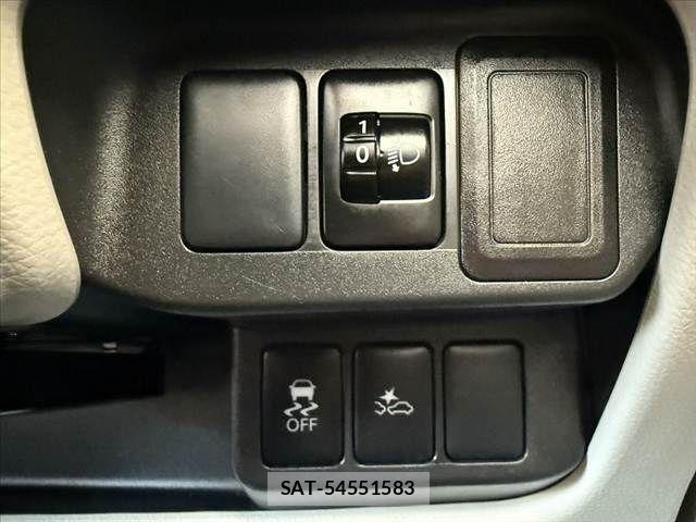 Nissan DAYZ 2017-06 6904147-5