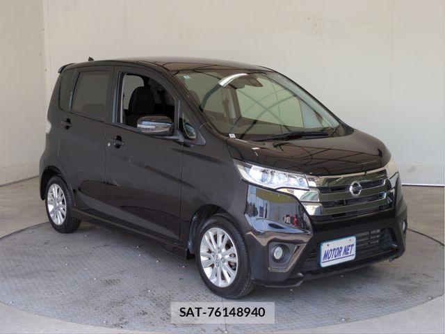 Nissan DAYZ 2015-01 6904155-15