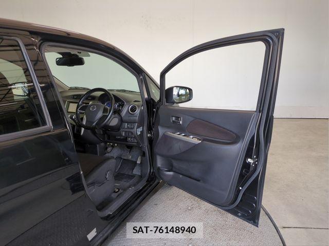 Nissan DAYZ 2015-01 6904155-28