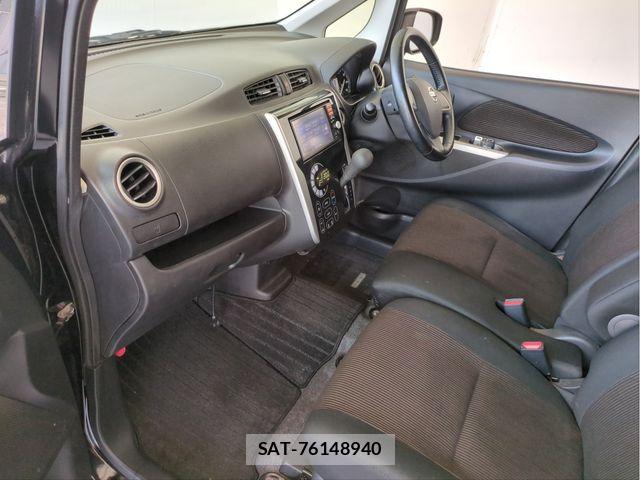 Nissan DAYZ 2015-01 6904155-2