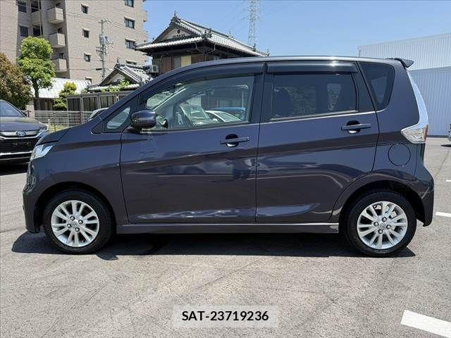 Nissan DAYZ 2013-09 6993038-11
