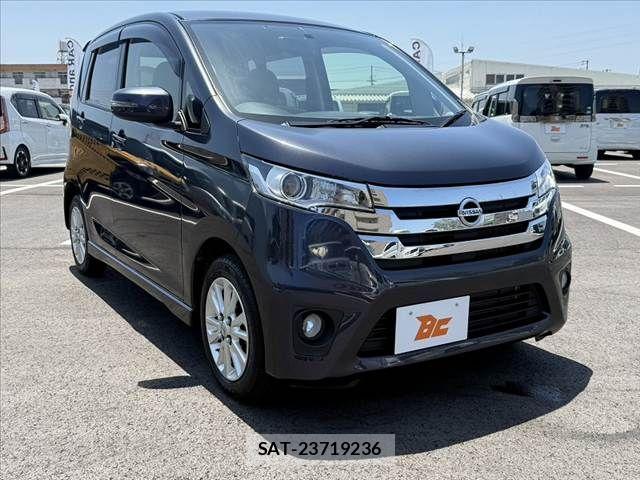 Nissan DAYZ 2013-09 6993038-7