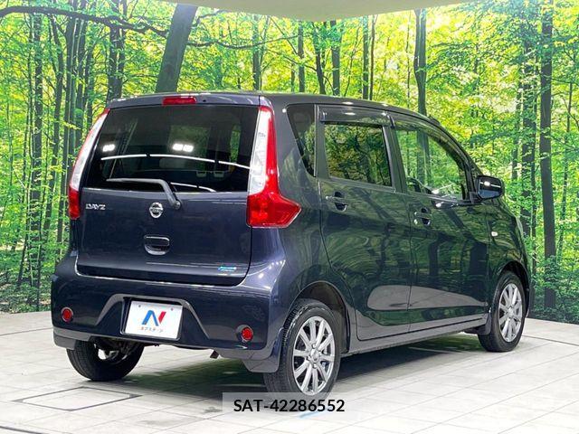 Nissan DAYZ 2013-09 6993040-16