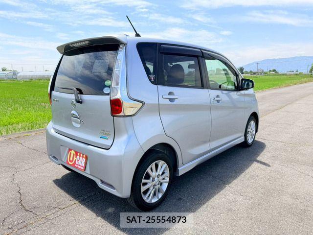 Nissan DAYZ 2015-03 7020330-5