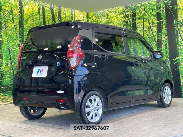 Nissan DAYZ 2023-04 7020325-16