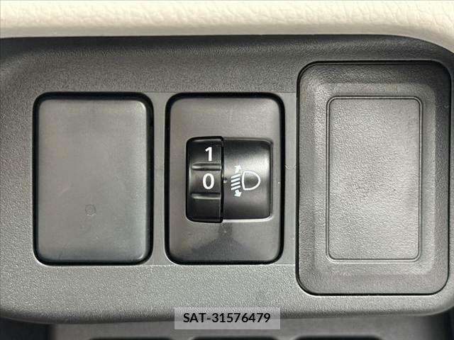 Nissan DAYZ 2017-02 7020333-5