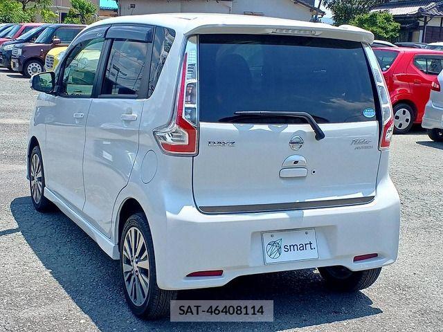 Nissan DAYZ 2017-10 7058207-8