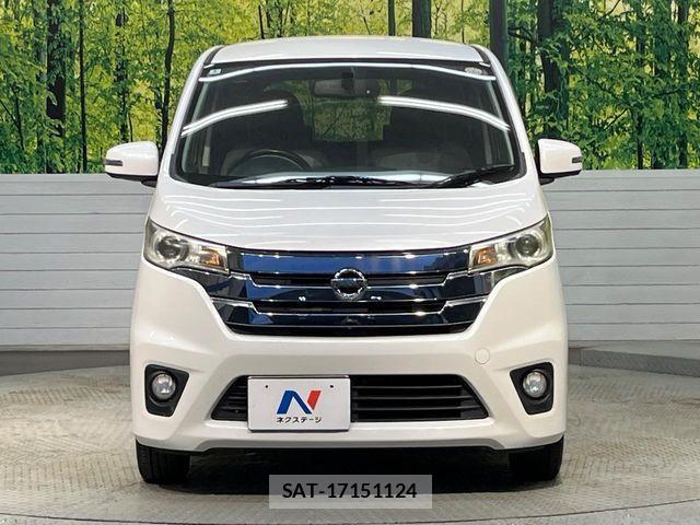 Nissan DAYZ 2014-02 7058209-14