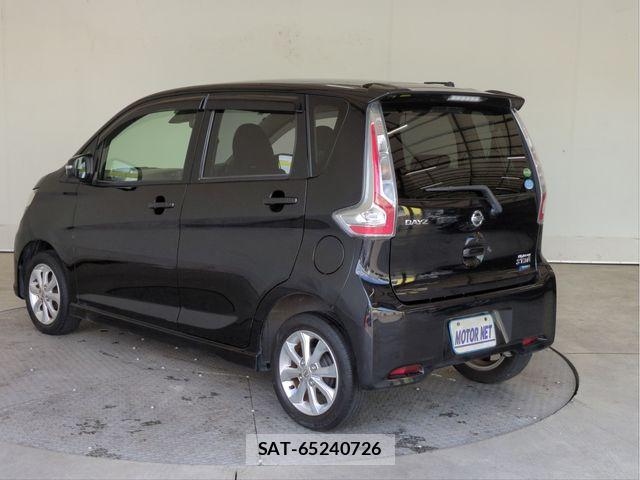 Nissan DAYZ 2016-03 7058217-19